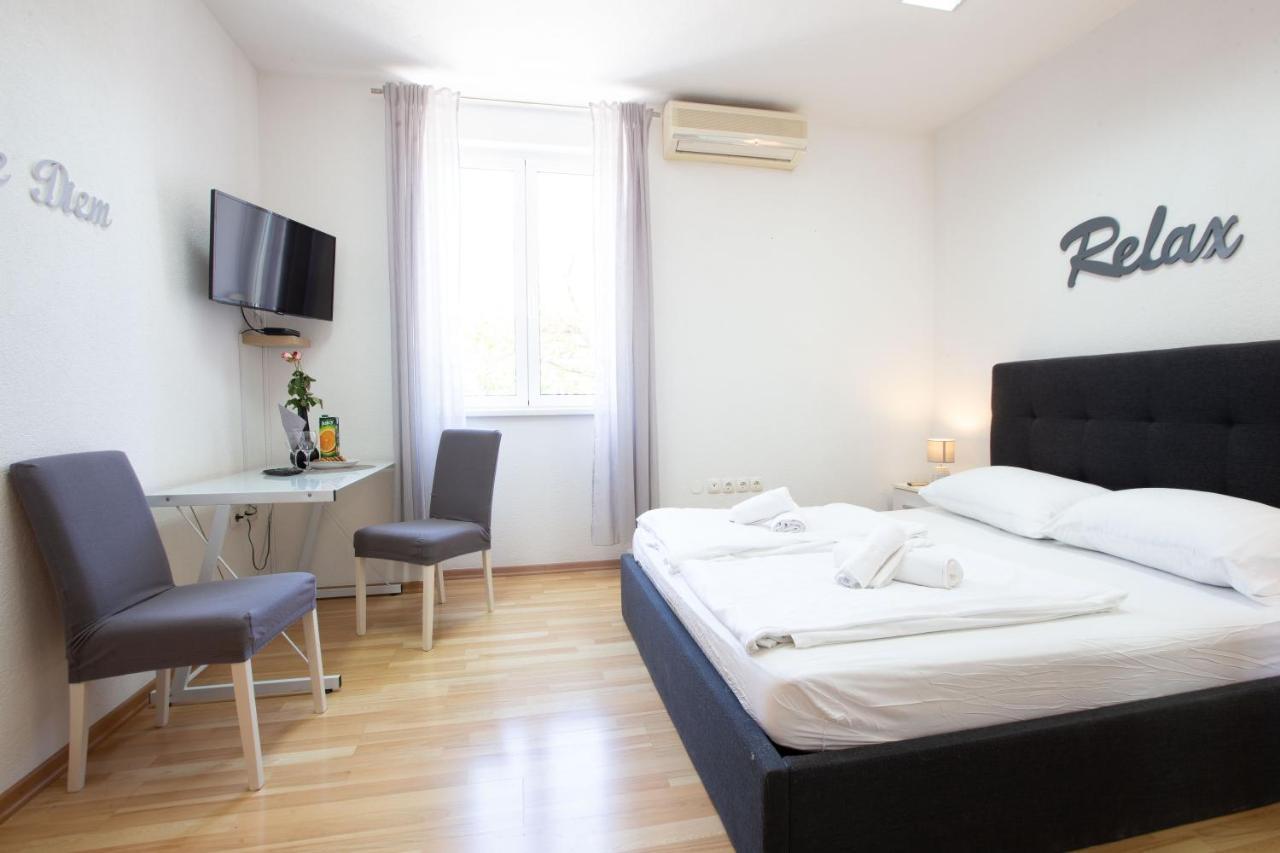 Lilly Studio Apartments Zadar Exterior photo