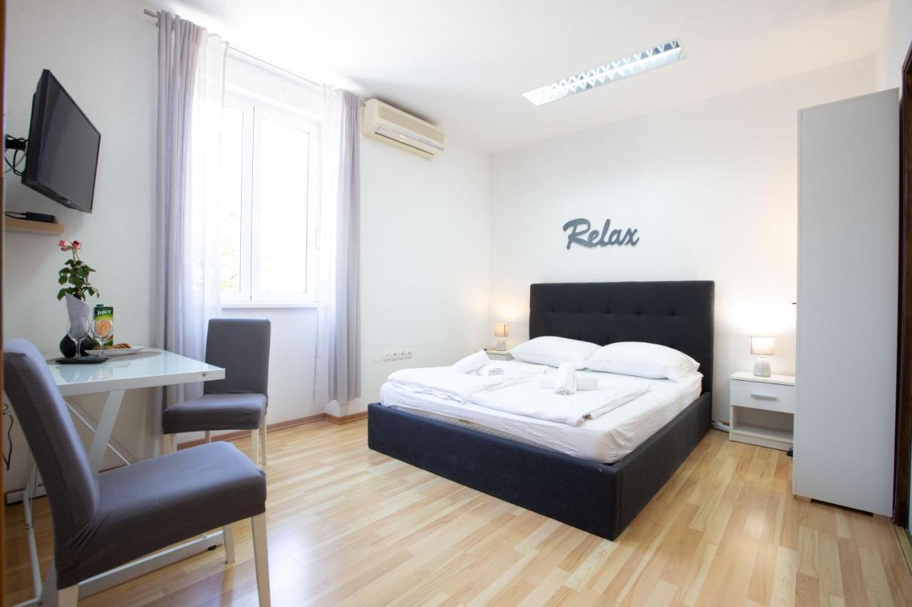 Lilly Studio Apartments Zadar Exterior photo