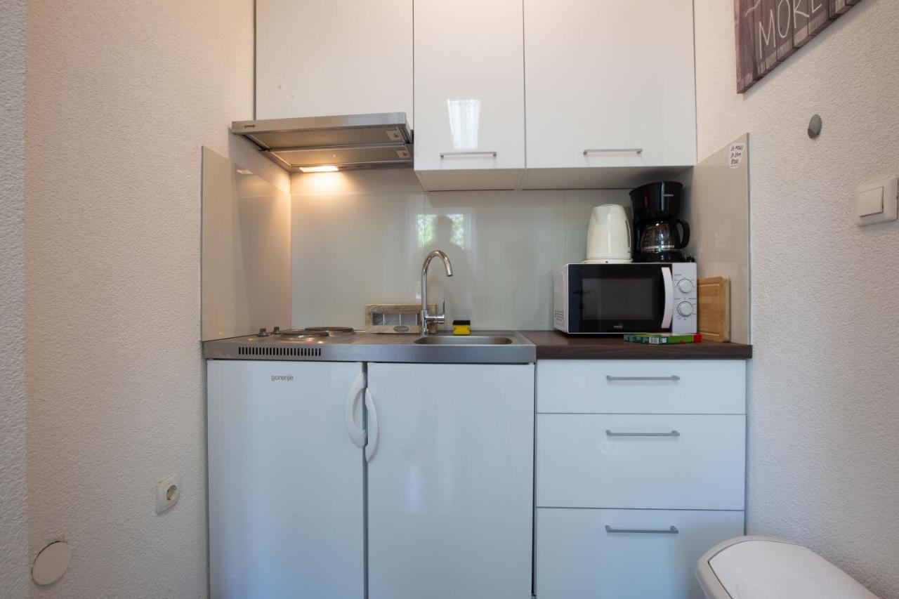 Lilly Studio Apartments Zadar Exterior photo